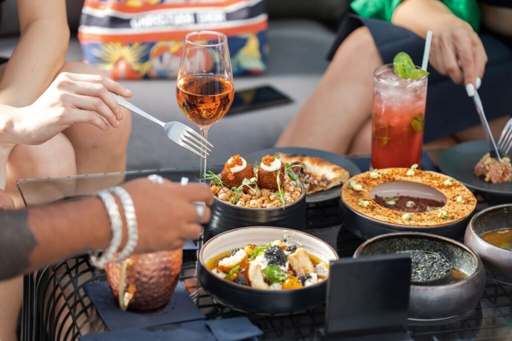 Cómo Calcular y Medir las Ventas por Cliente en un Restaurante - chefbusiness